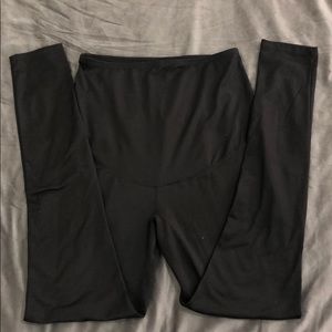 NWOT Isabel maternity leggings